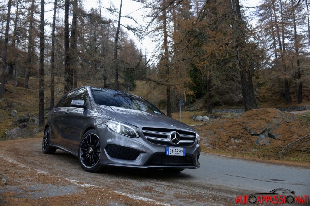 Nuova Mercedes-Benz Classe B Facelift 2015: La Prova Su Strada In ...