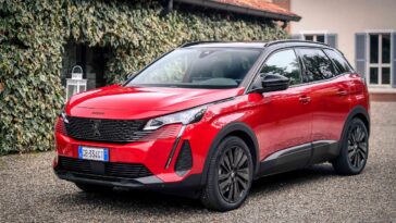 Peugeot 3008 Listino Prezzi Dimensioni Interni Motori